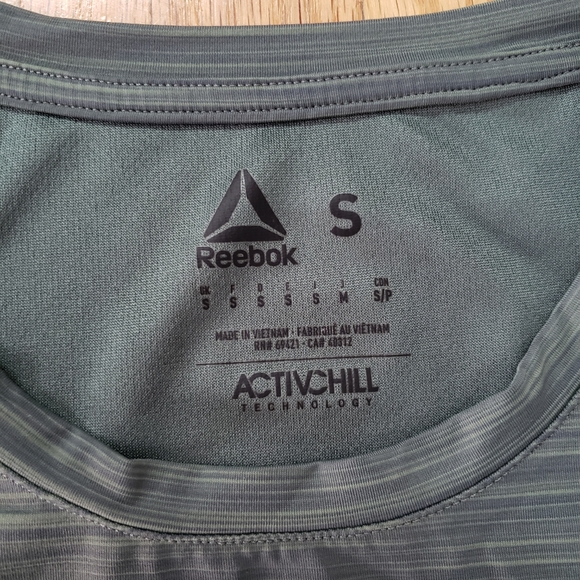 Green Reebok sport shirt - Picture 2 of 2